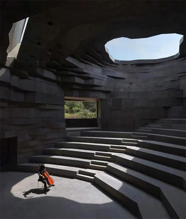 展館設(shè)計(jì)中，如何營(yíng)造空間的美感呢？