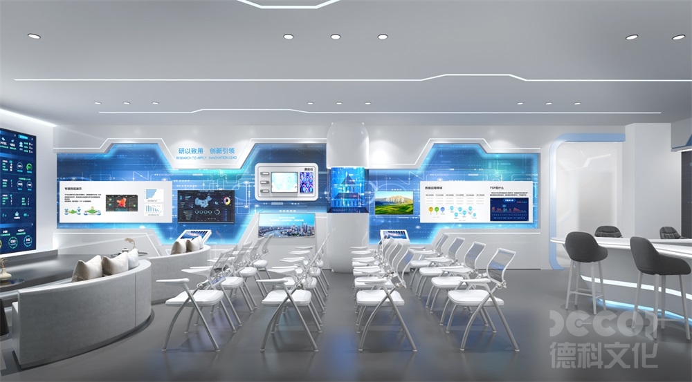 科技展廳設(shè)計中，如何運用實時數(shù)據(jù)分析來改進(jìn)展覽策劃和布局