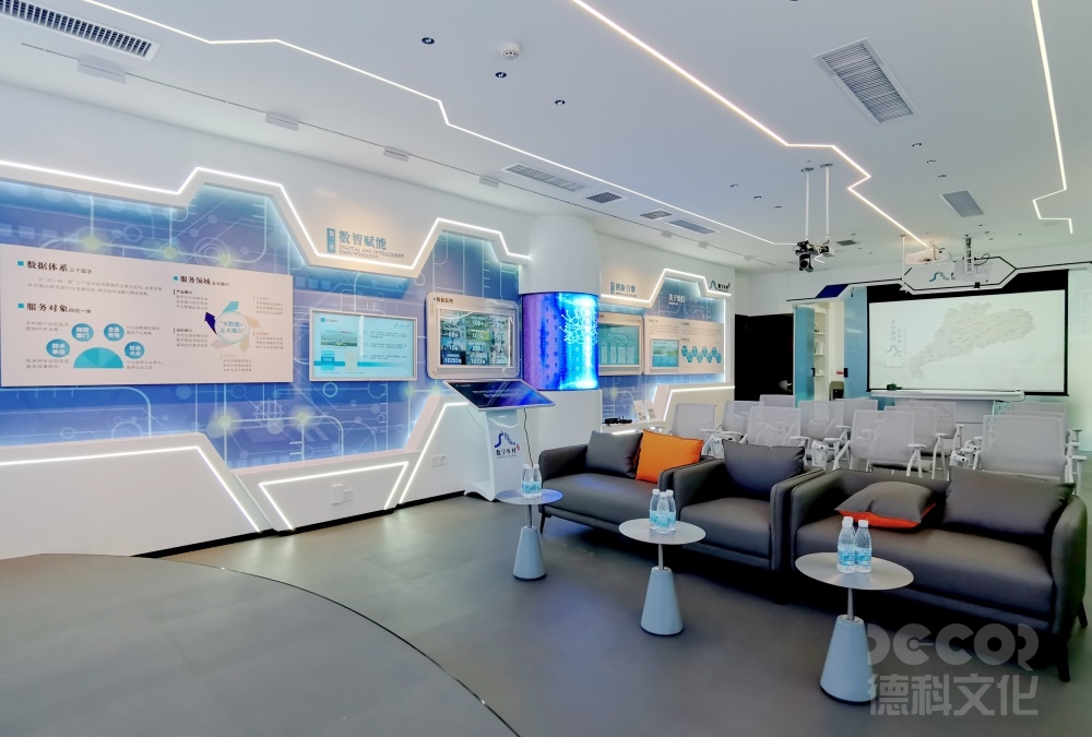 科技展廳設(shè)計(jì)中使用哪些材料可以提高聲學(xué)效果？